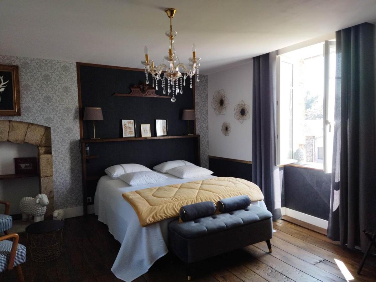 La Menardiere "Tranquilitatis" Chambre Double Petit Dejeuner Compris Corseul Экстерьер фото